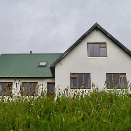Готель Eystri-Solheimar Vik i Myrdal Екстер'єр фото